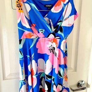 NEW blue floral midi dress